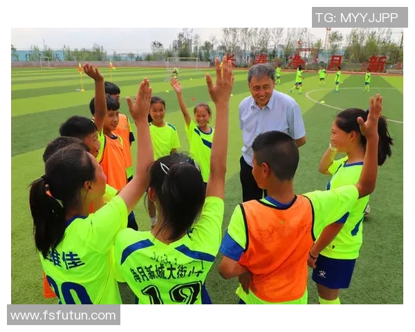 学校足球申报活动启动助力青少年全面发展与健康成长